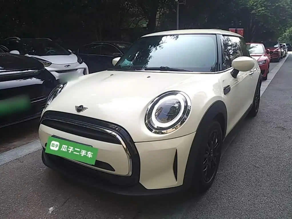 MINI MINI, 2022