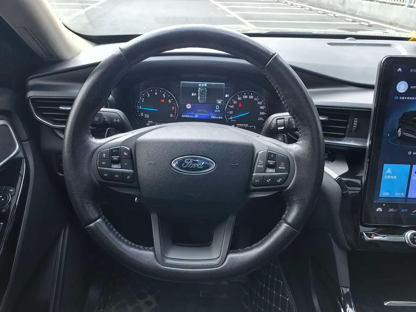 Ford Explorer 2021 — Фото 11/20