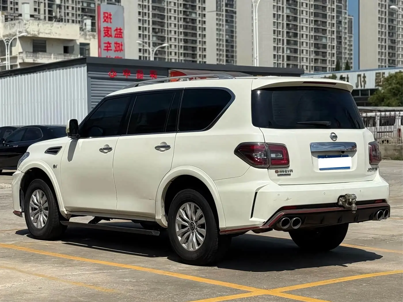 Nissan Patrol 2019 — Фото 11/12
