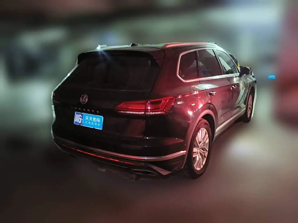 Volkswagen Touareg 2020 — Photo 2/13