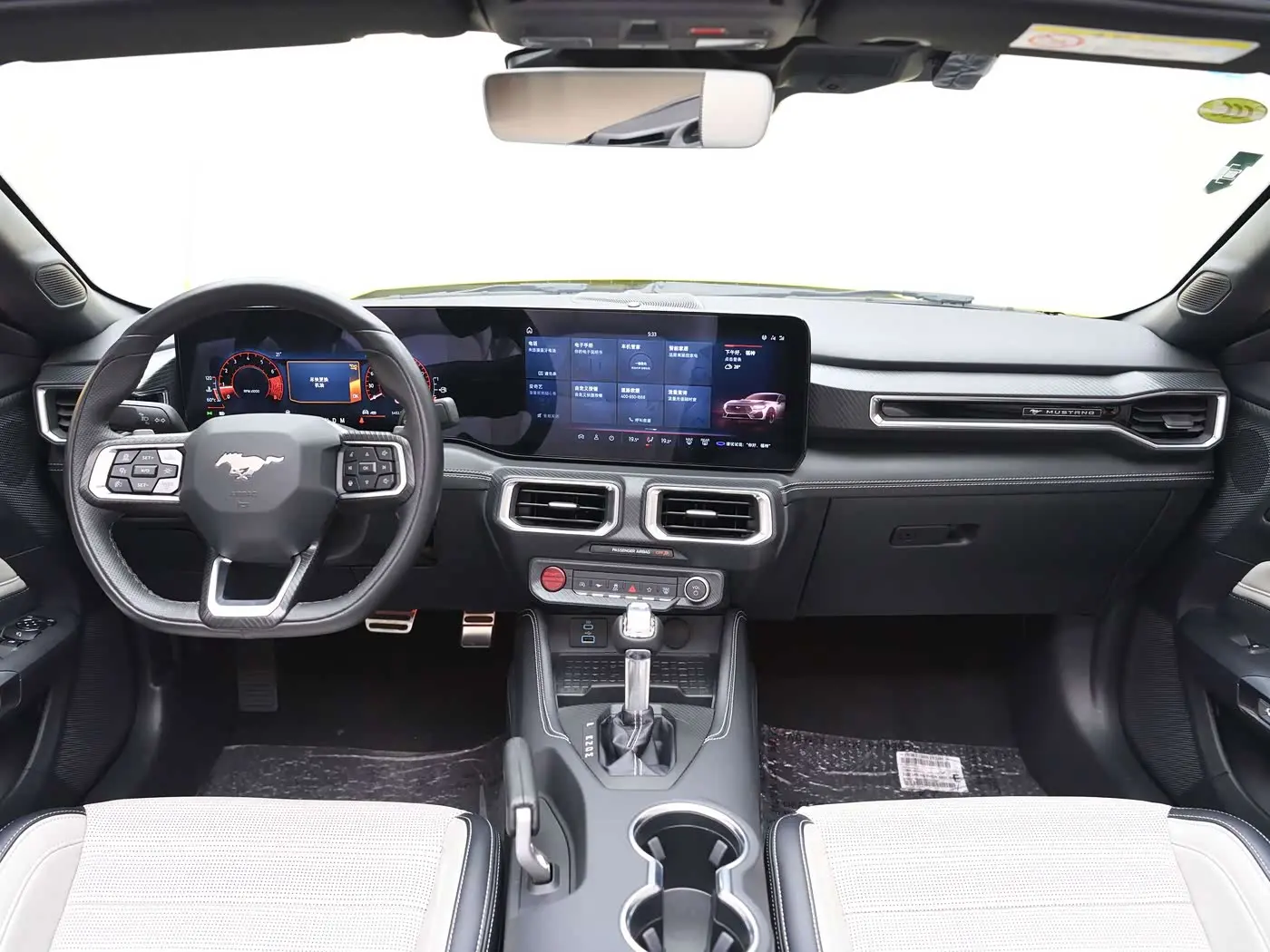 Ford Mustang 2024 — Photo 13/20