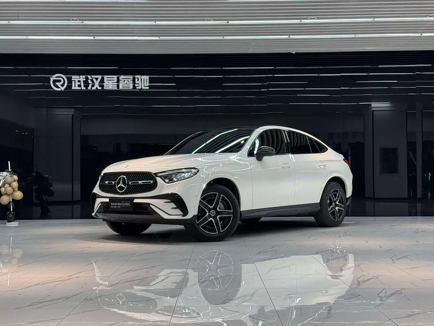 Mercedes-Benz GLC Coupe 2025 — Photo 1/14
