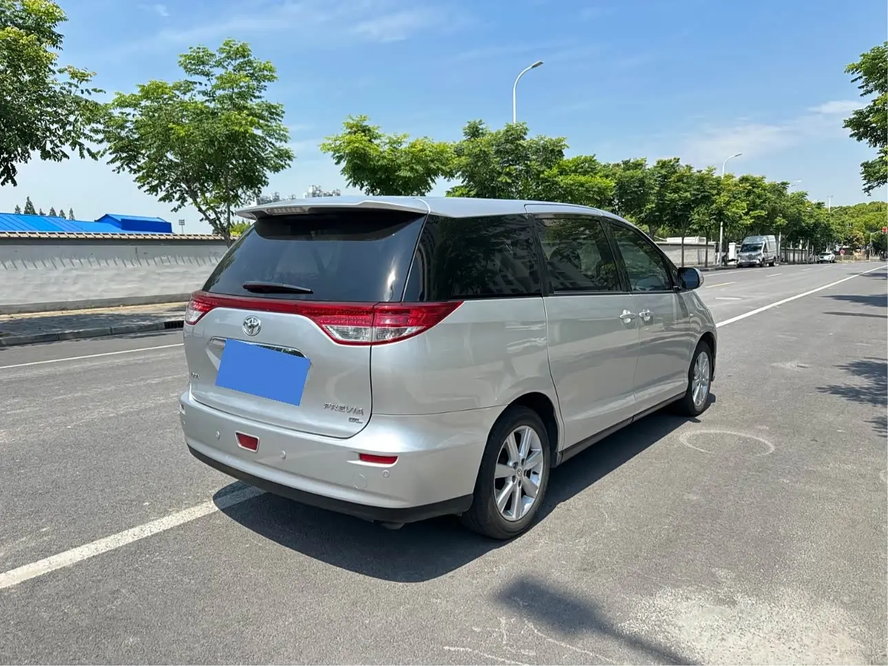 Toyota Previa 2009 — Photo 5/16