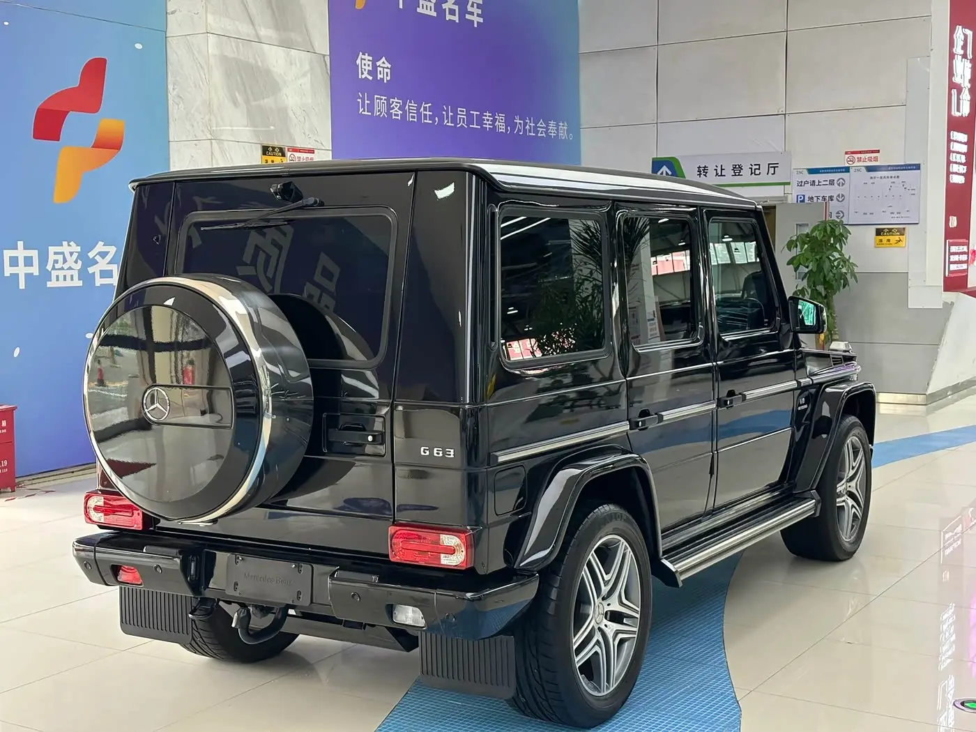 Mercedes-Benz G-Class AMG 2018 — Фото 5/18
