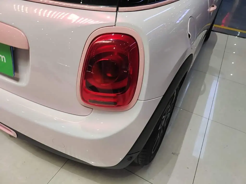MINI MINI 2020 — Photo 8/20