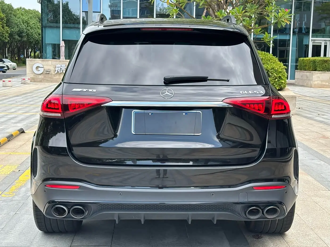 Mercedes-Benz GLE AMG 2023 — ფოტო 14/15