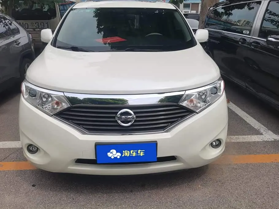 Nissan Quest 2017 — Şəkil 2/16