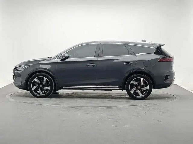 BYD Tang New Energy 2024 — Фото 3/15