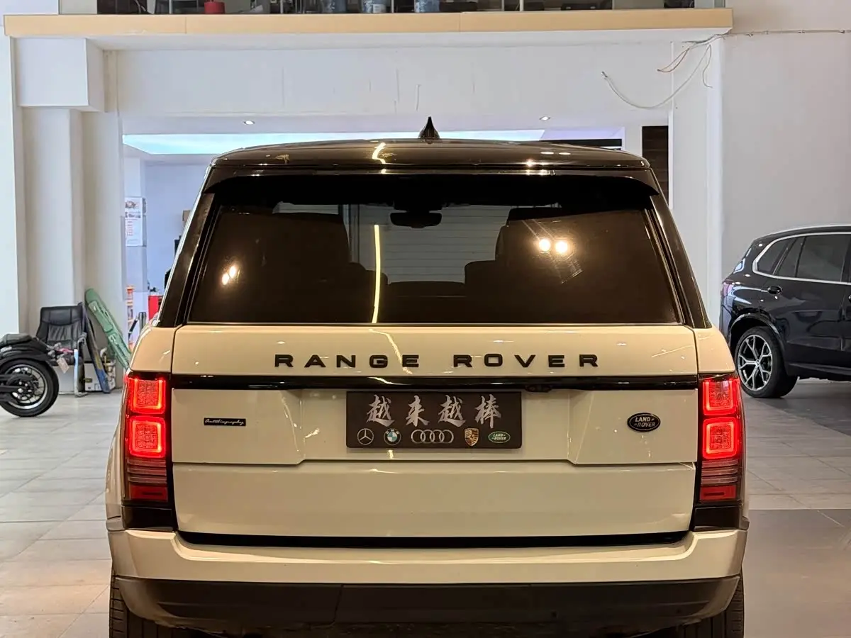 Land Rover Range Rover 2017 — Photo 7/10