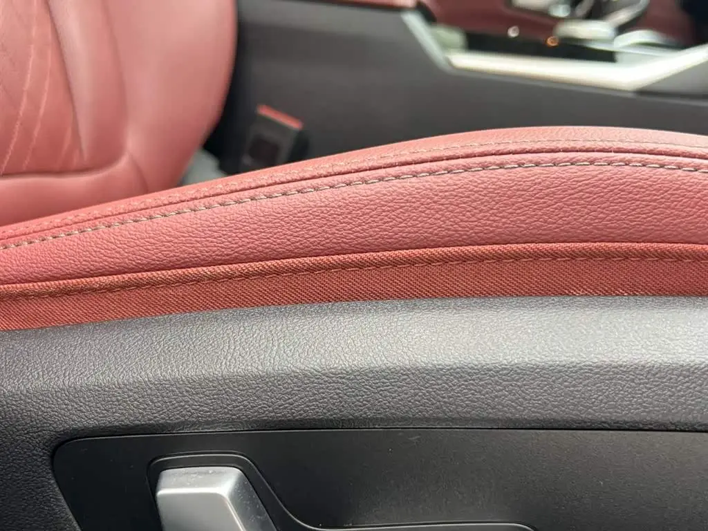 BMW 3 Series 2022 — Photo 18/20