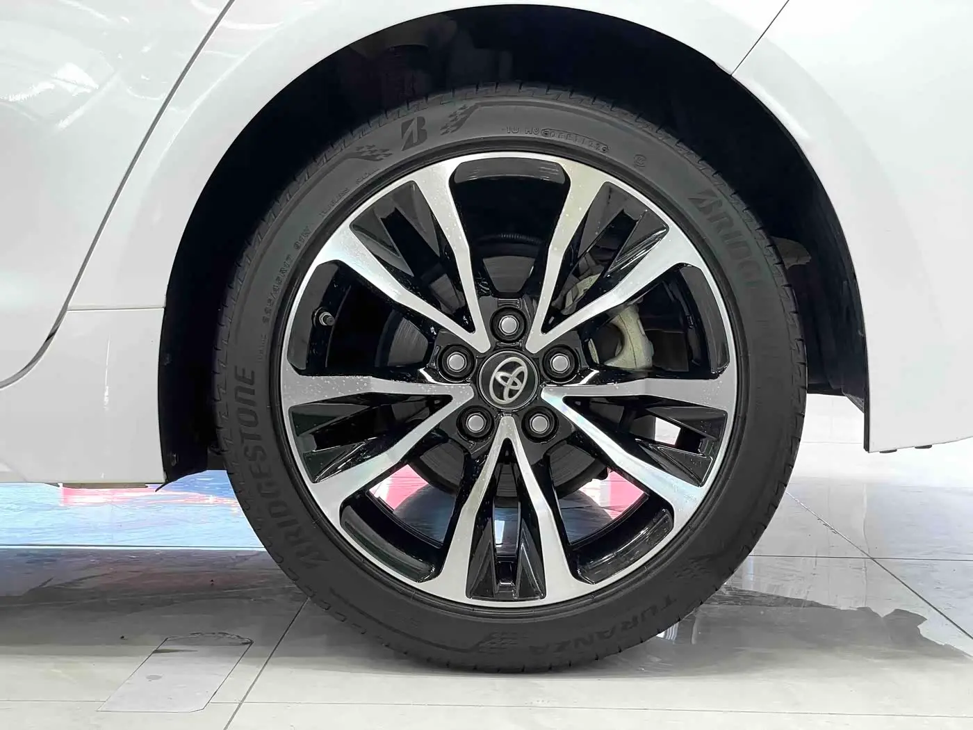 Toyota Levin 2022 — Photo 14/20