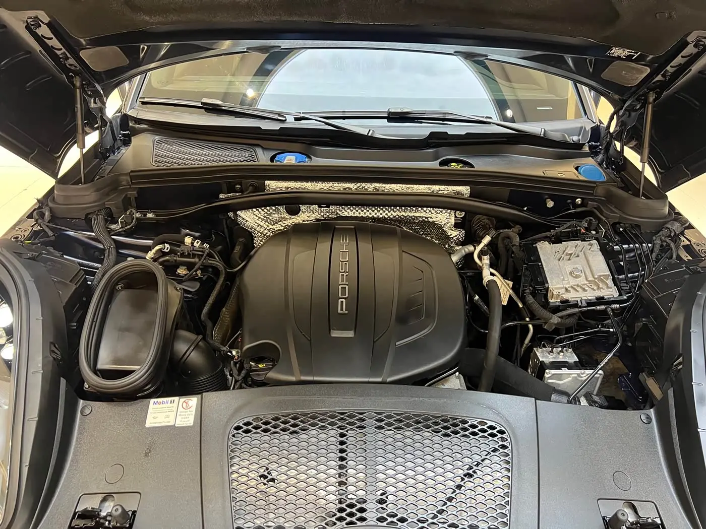 Porsche Macan 2019 — Photo 11/20