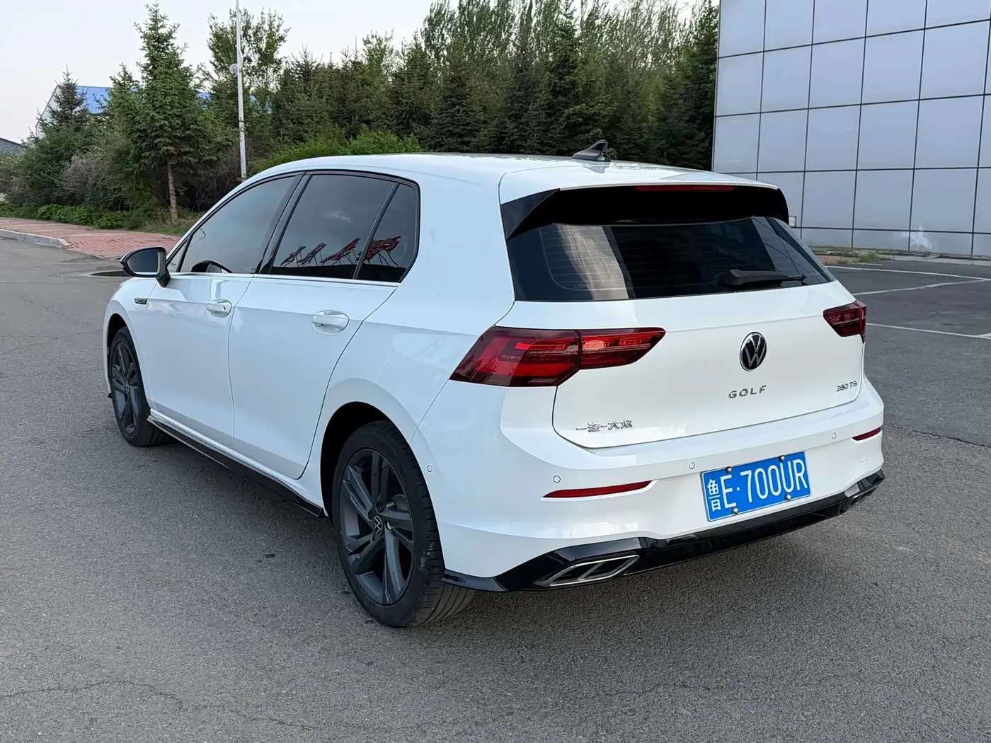 Volkswagen Golf 2022 — ფოტო 4/15