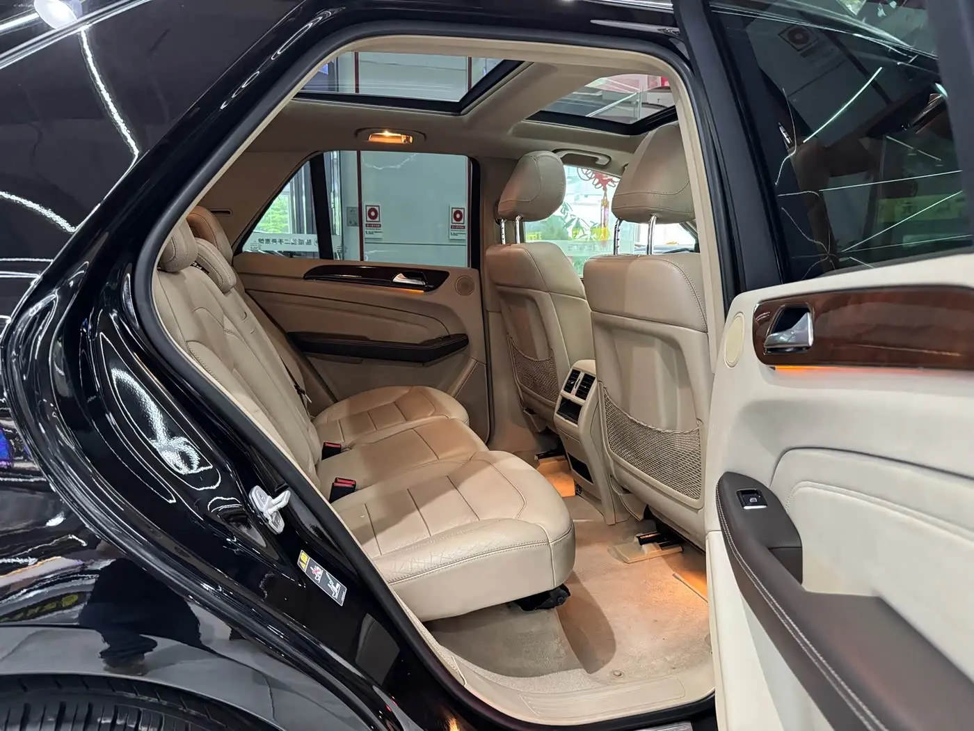 Mercedes-Benz M-Class 2015 — Фото 7/16