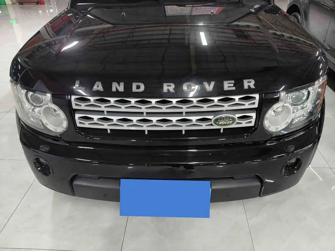 Land Rover Discovery 2014 — Photo 10/19