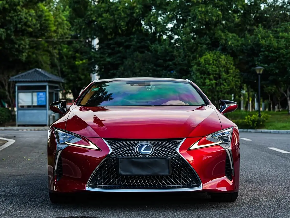 Lexus LC 2019 — Фото 2/18