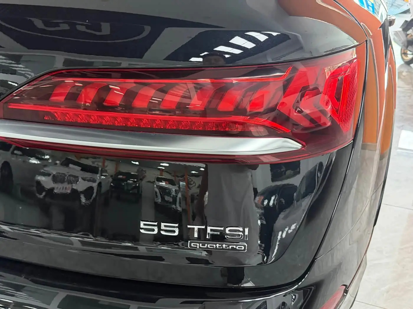 Audi Q7 2020 — Фото 19/19