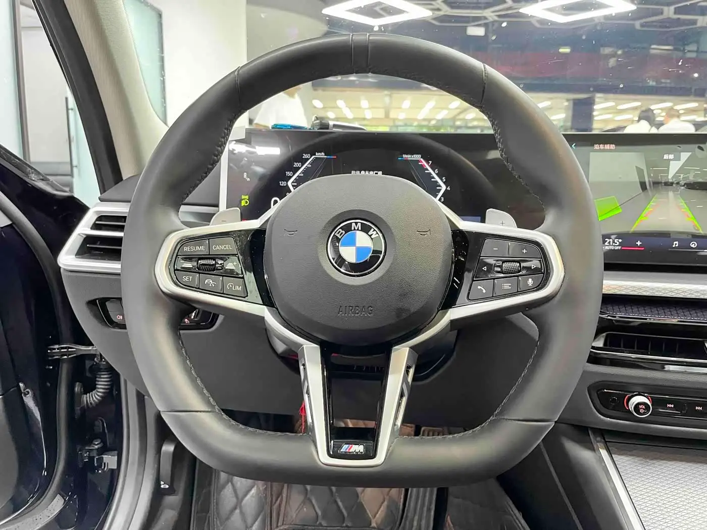 BMW 3 Series 2025 — Photo 20/20