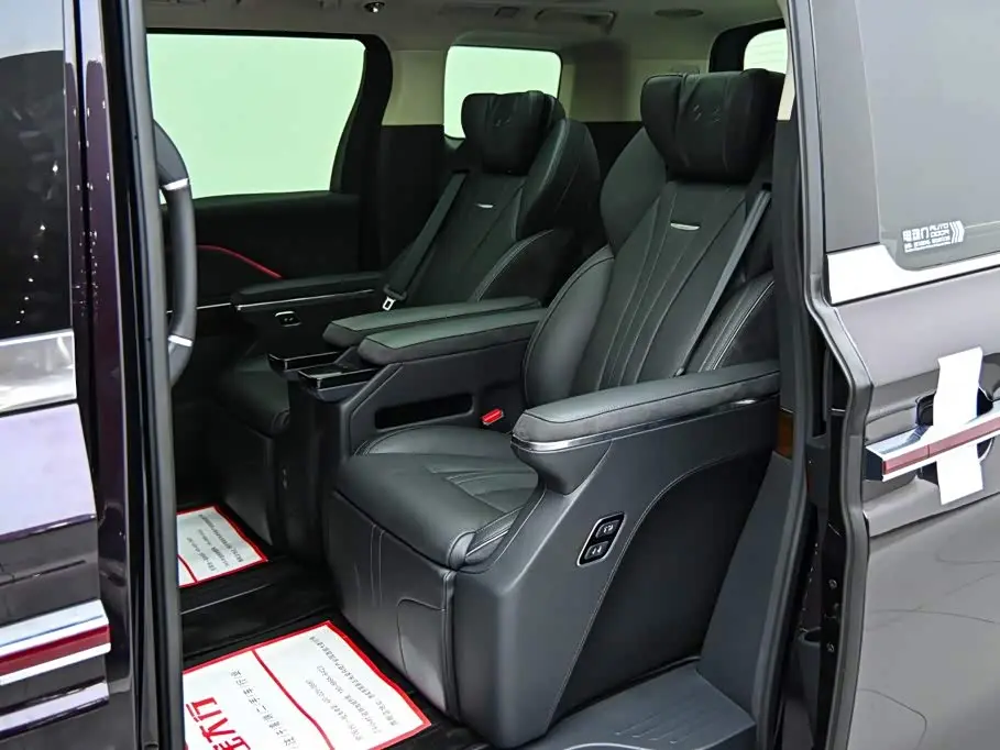 Hongqi HQ9 PHEV 2024 — ფოტო 14/20