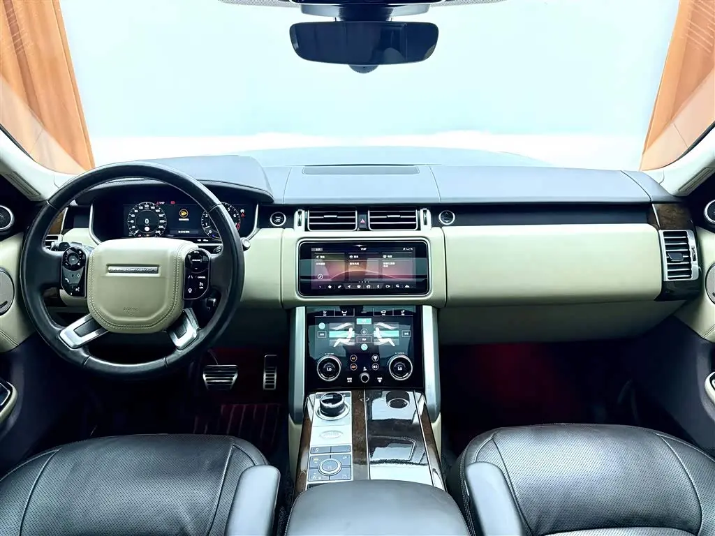 Land Rover Range Rover 2022 — Photo 9/20