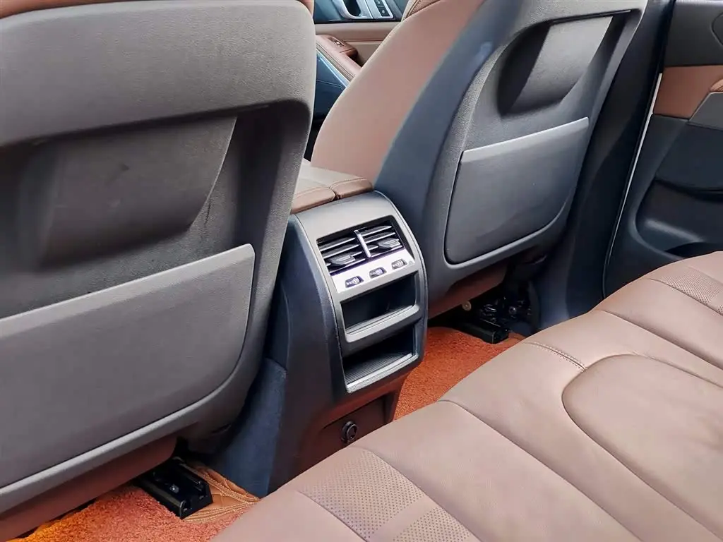BMW X5 2020 — Фото 9/11
