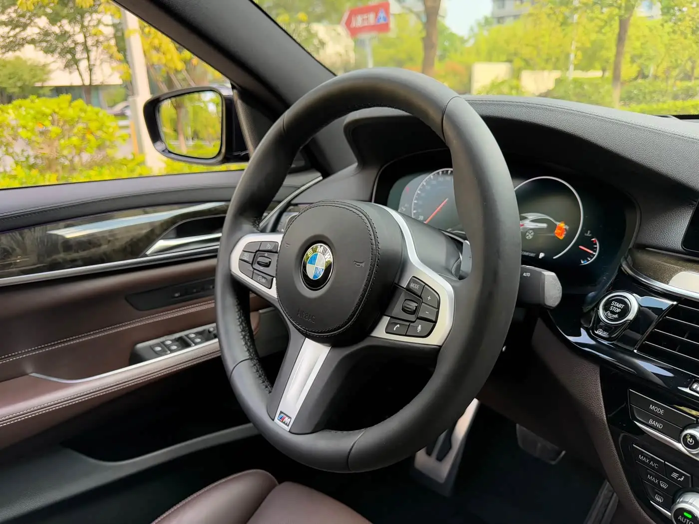BMW 6 Series GT 2018 — Фото 14/18