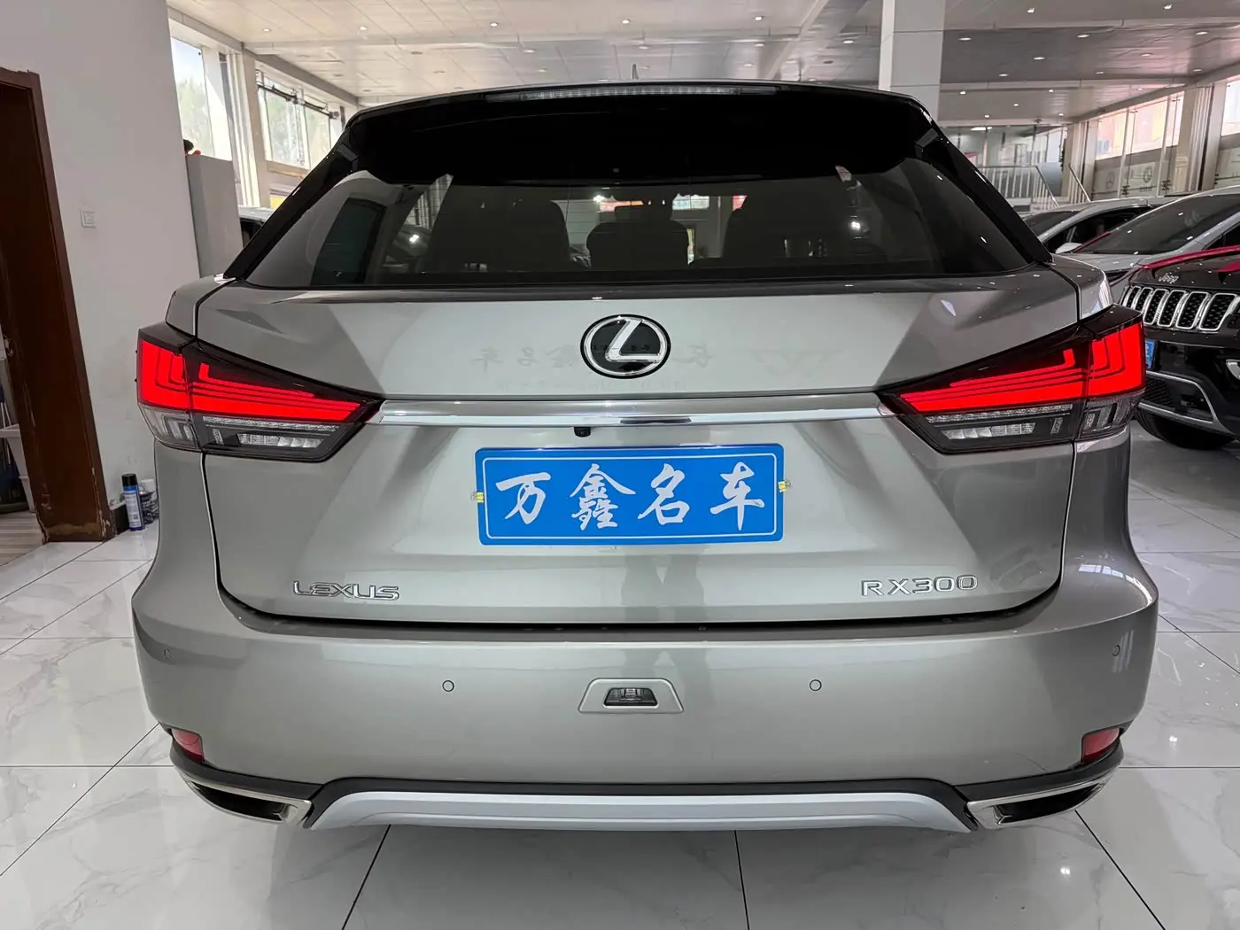 Lexus RX 2021 — Photo 18/19