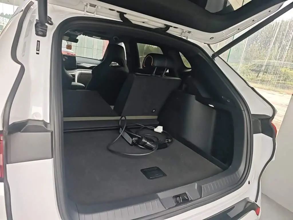 BYD Song PLUS PHEV 2024 — Photo 19/20