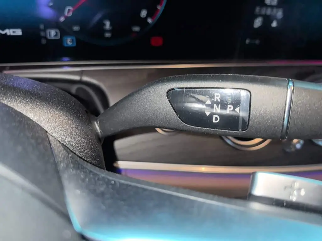 Mercedes-Benz E-Class 2023 — Photo 6/20