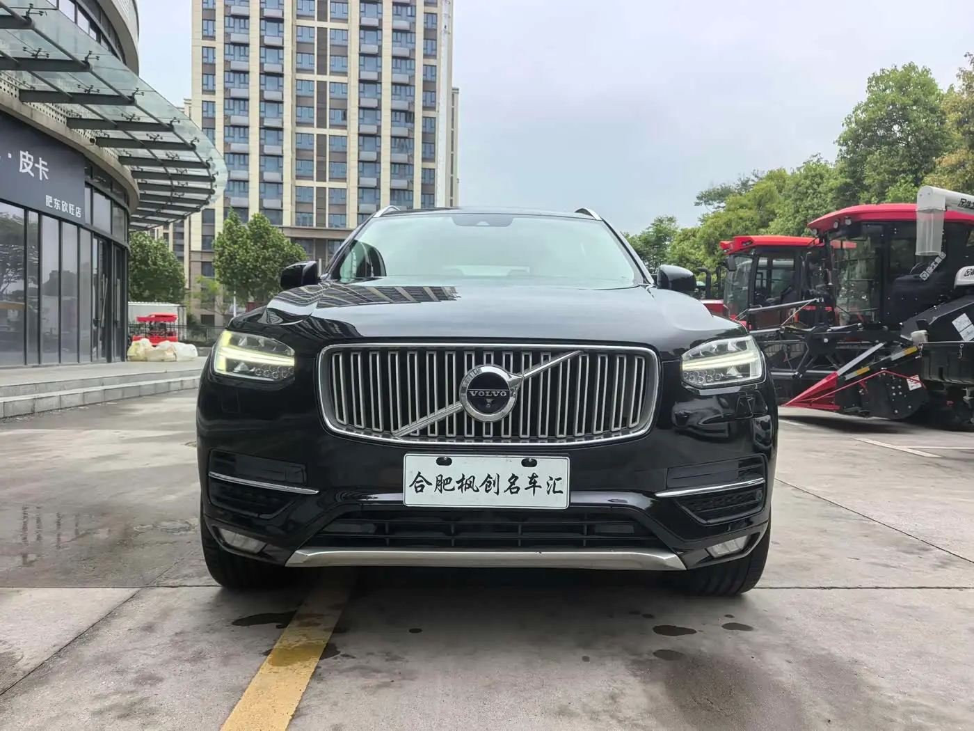 Volvo XC90 2016 — Photo 2/20