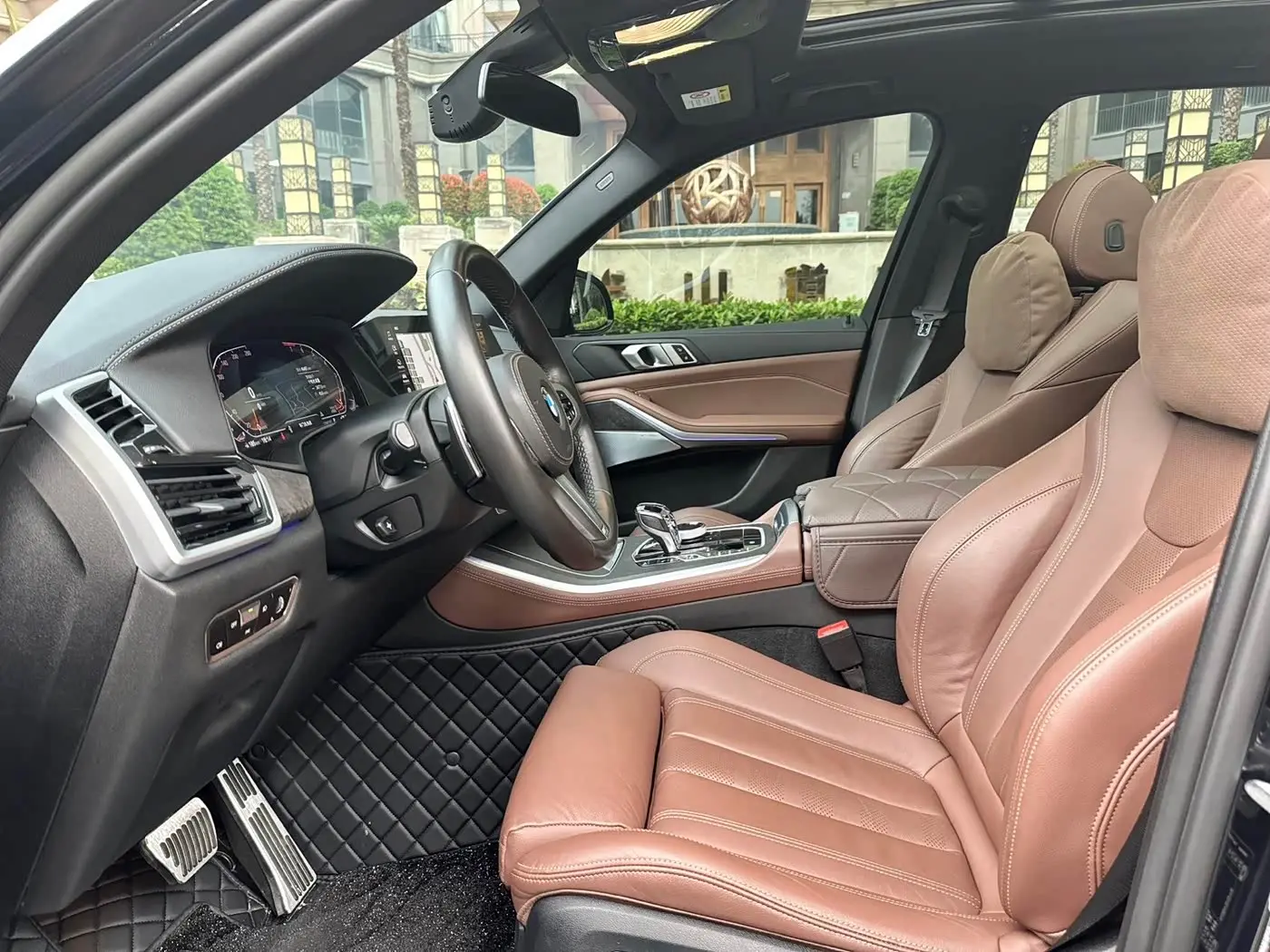 BMW X5 2022 — Photo 9/16