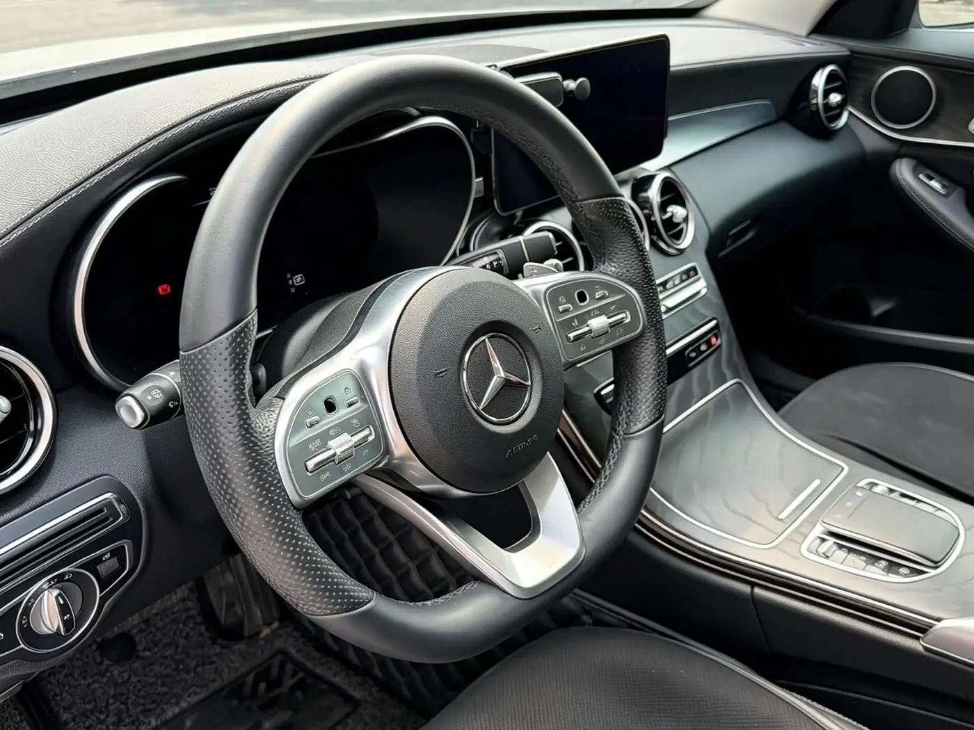 Mercedes-Benz C-Class 2019 — Şəkil 13/14