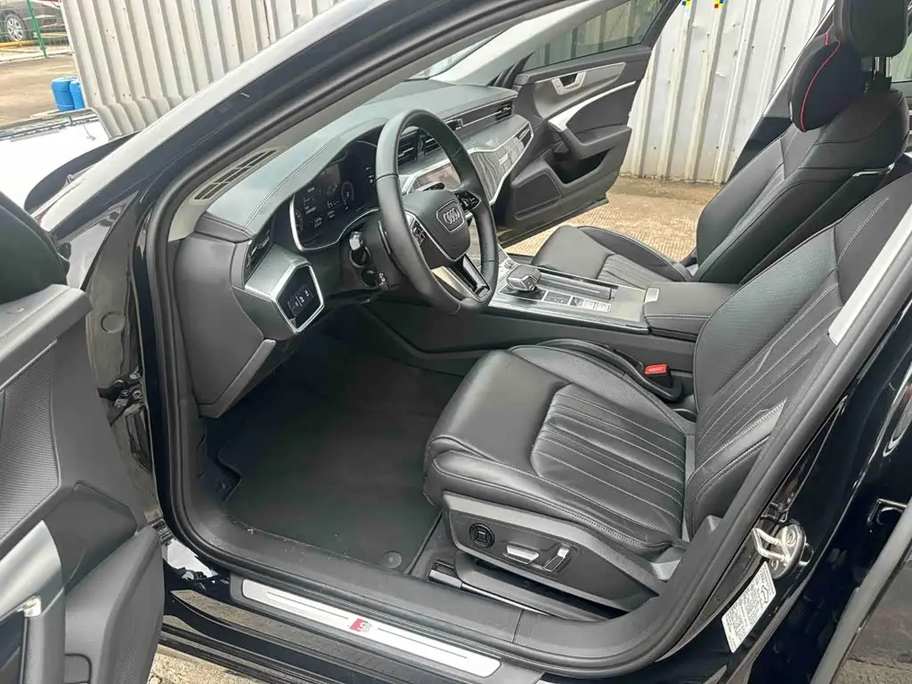 Audi A6L 2024 — Photo 5/9