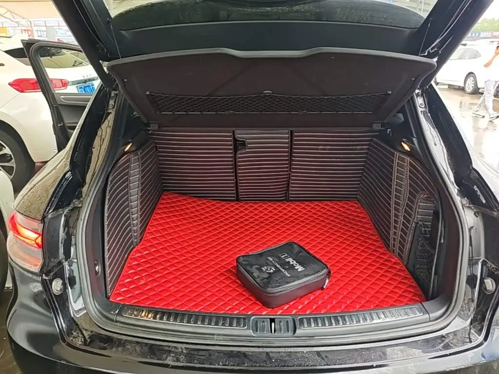 Porsche Macan 2019 — Photo 19/20