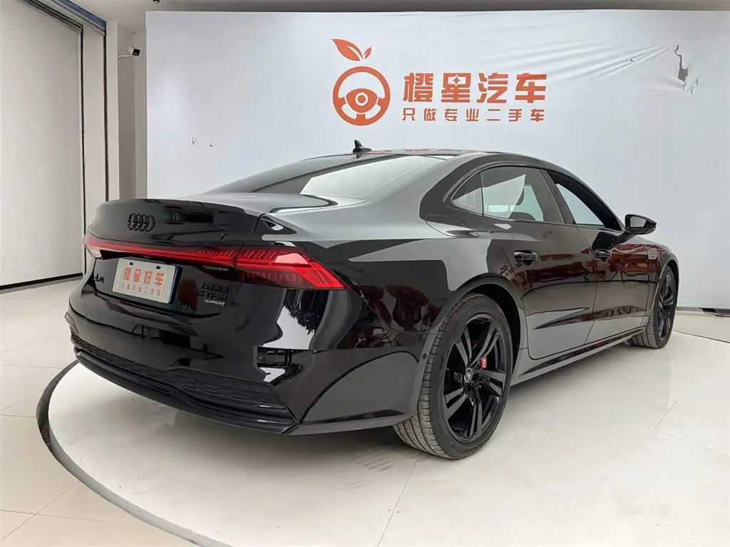 Audi A7L 2023 — Photo 5/15