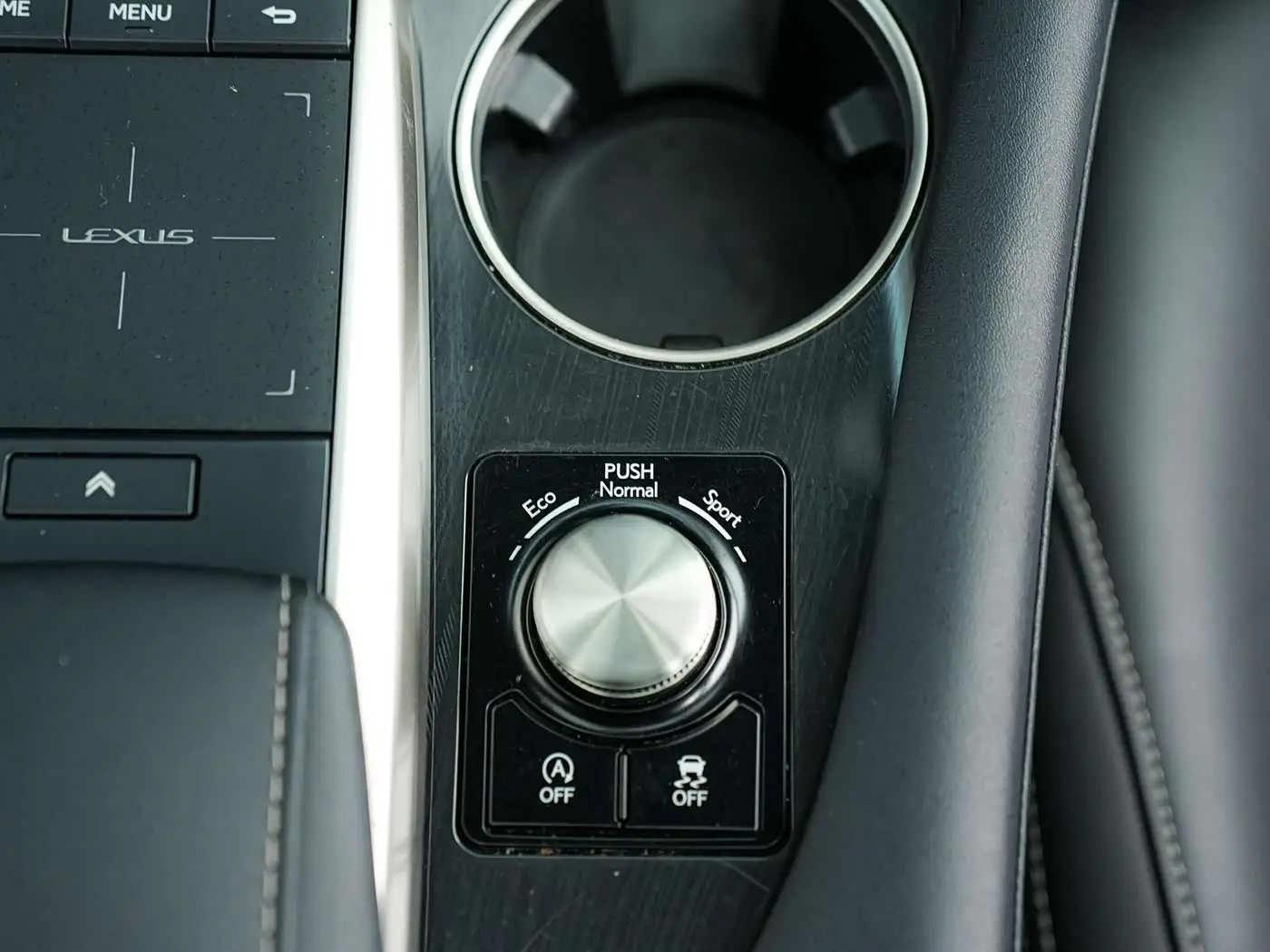 Lexus RX 2020 — Фото 20/20