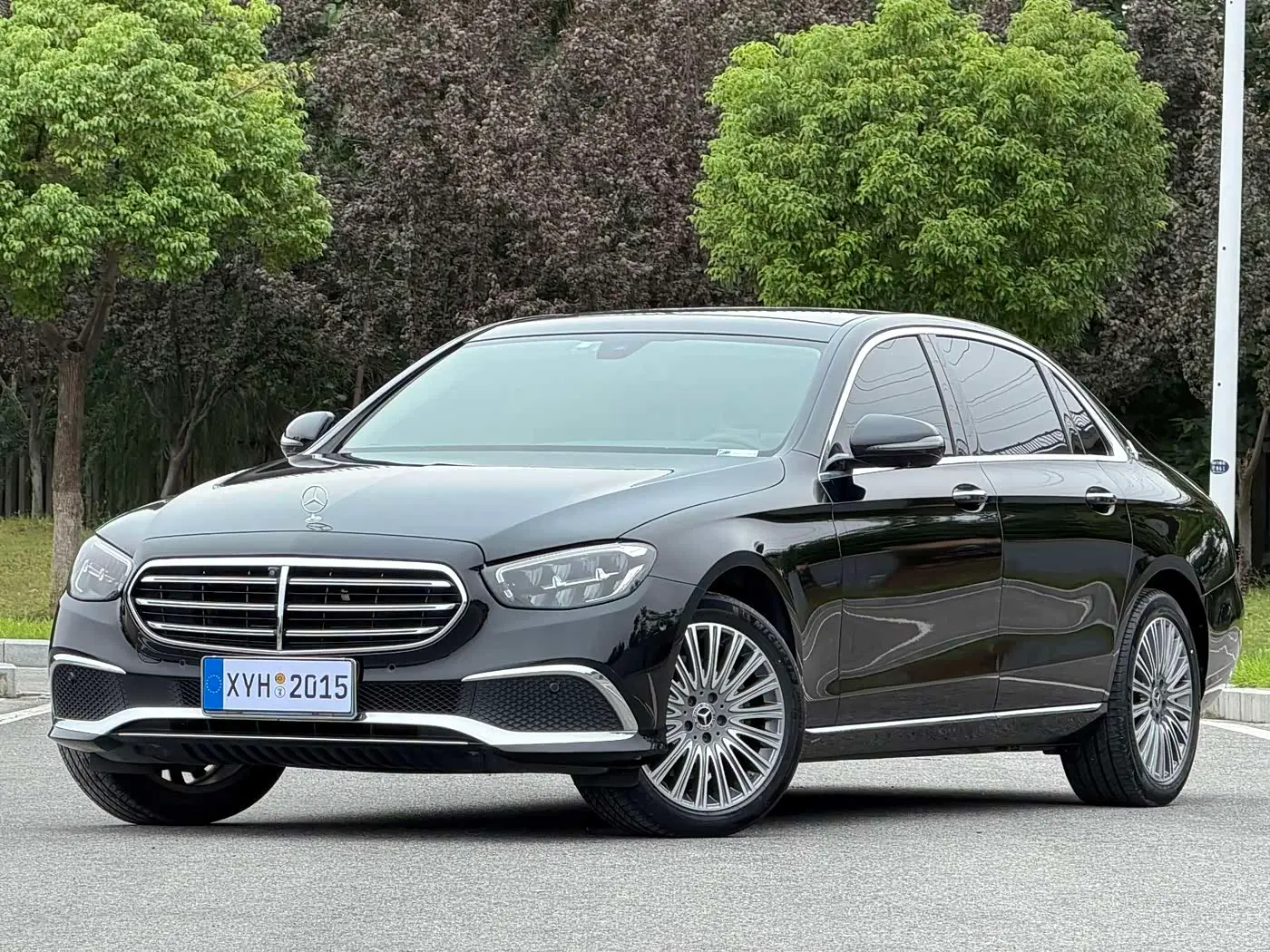 Mercedes-Benz E-Class 2021 — Фото 1/19
