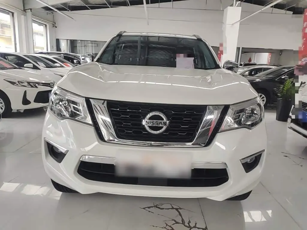 Nissan Terra 2023 — Photo 3/20