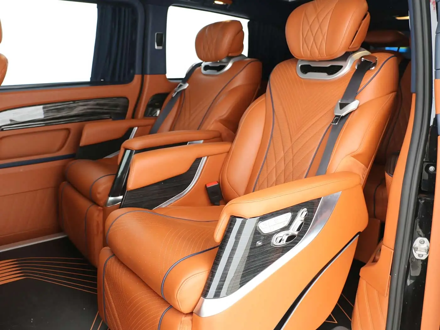 Mercedes-Benz Vito 2023 — Photo 13/17
