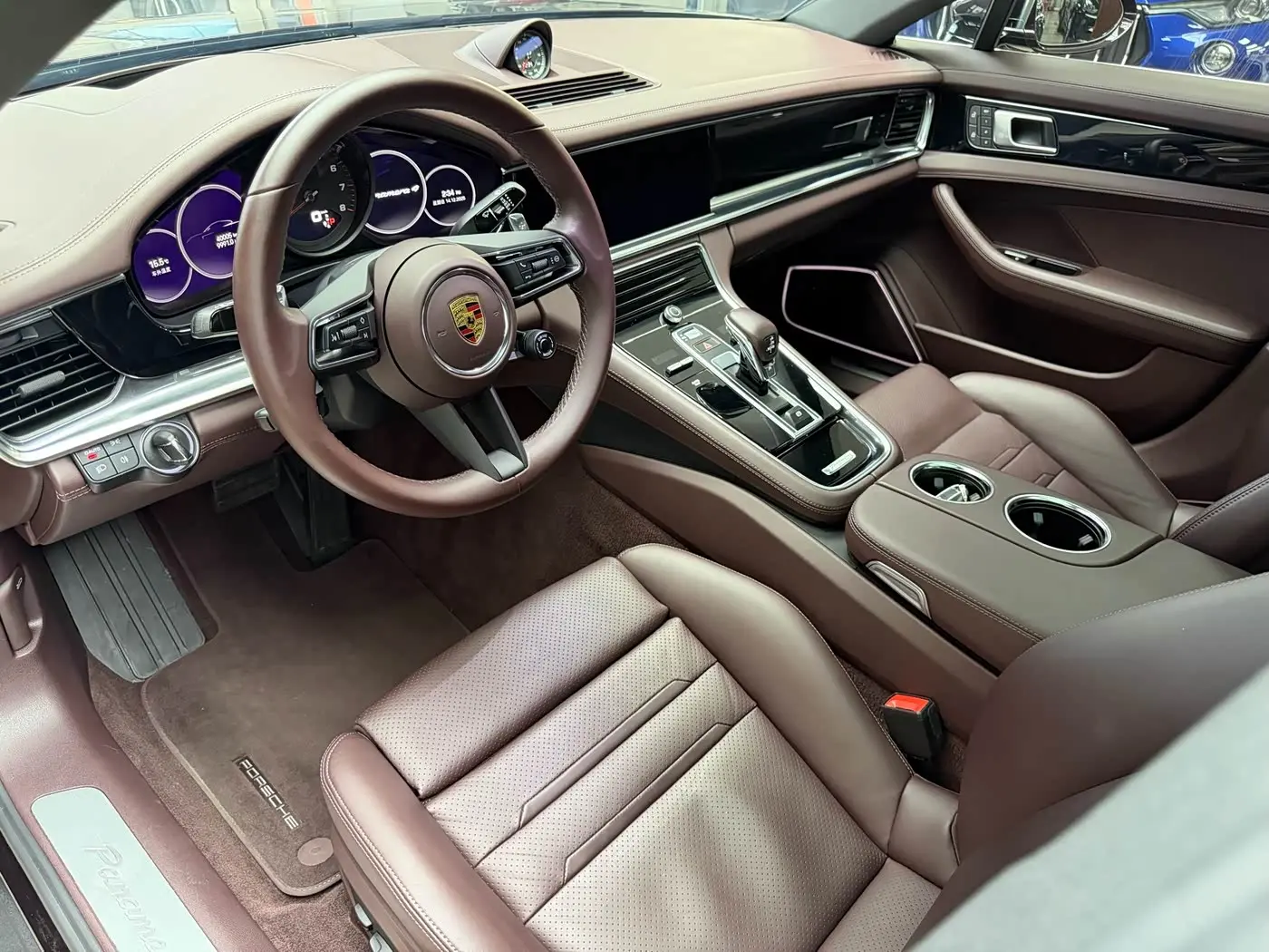 Porsche Panamera 2022 — Фото 16/20
