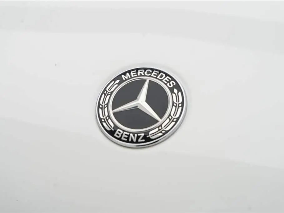 Mercedes-Benz GLC 2020 — Photo 7/20