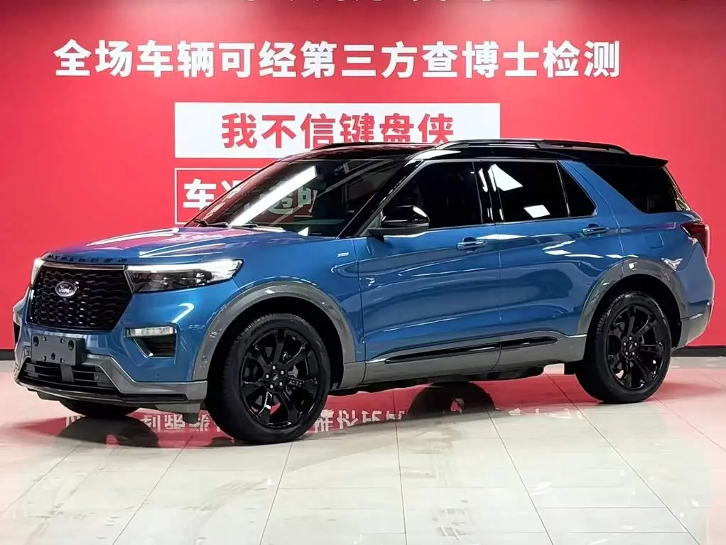 Ford Explorer 2021 — Photo 1/9