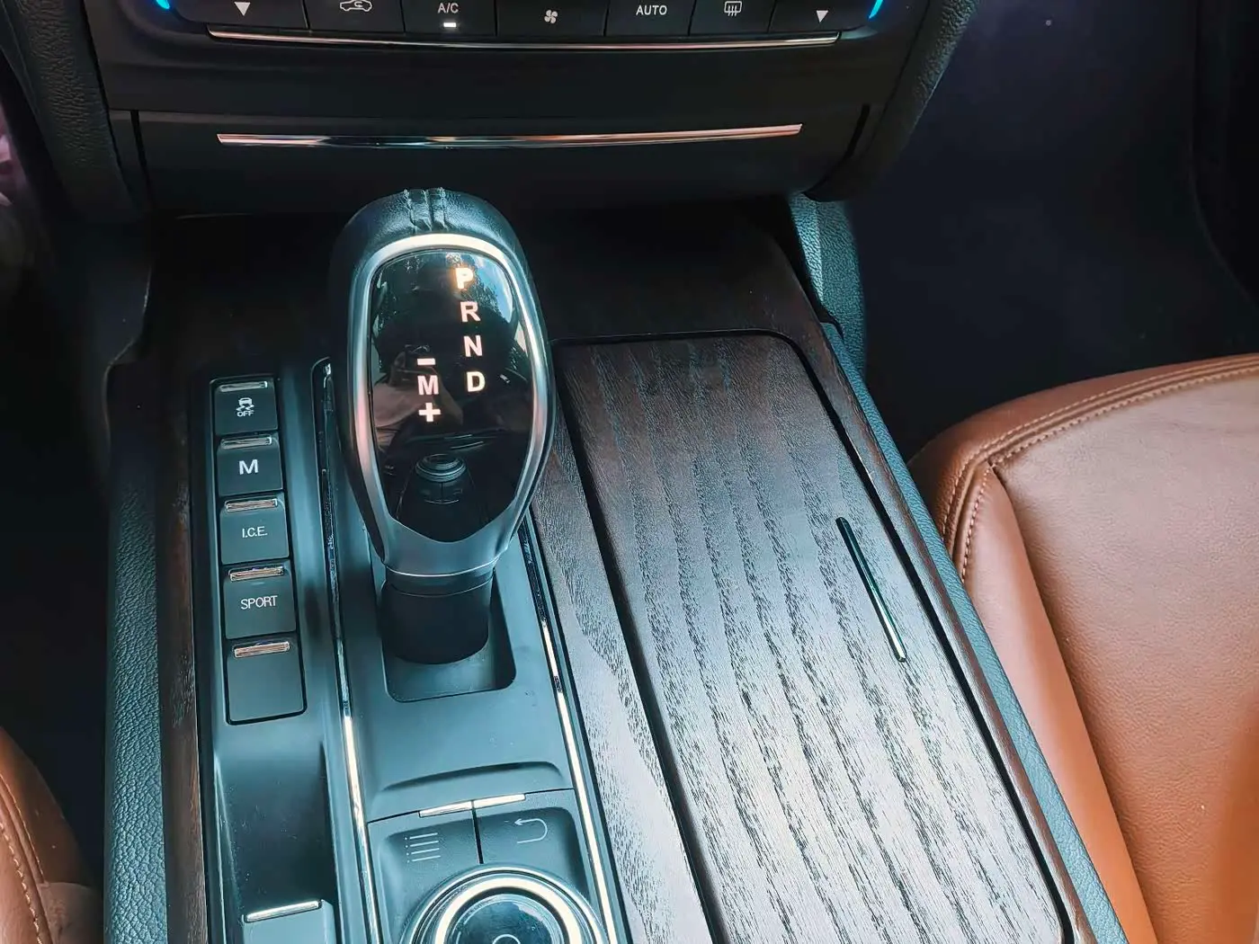 Maserati Ghibli 2017 — Şəkil 5/12