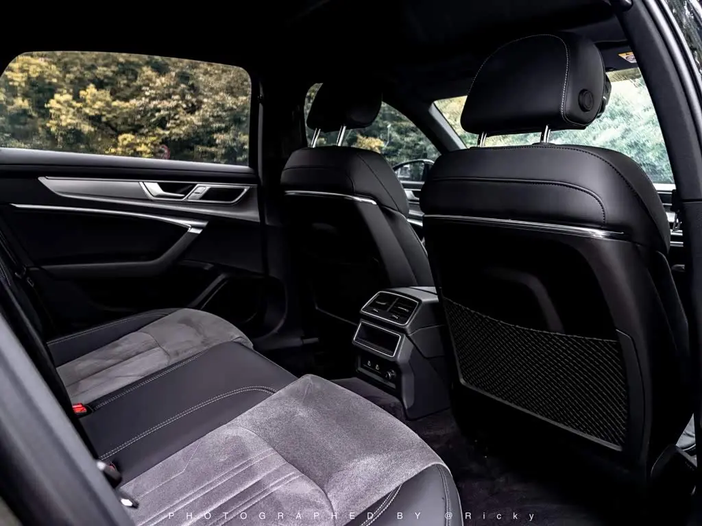 Audi A6L 2024 — Photo 9/11