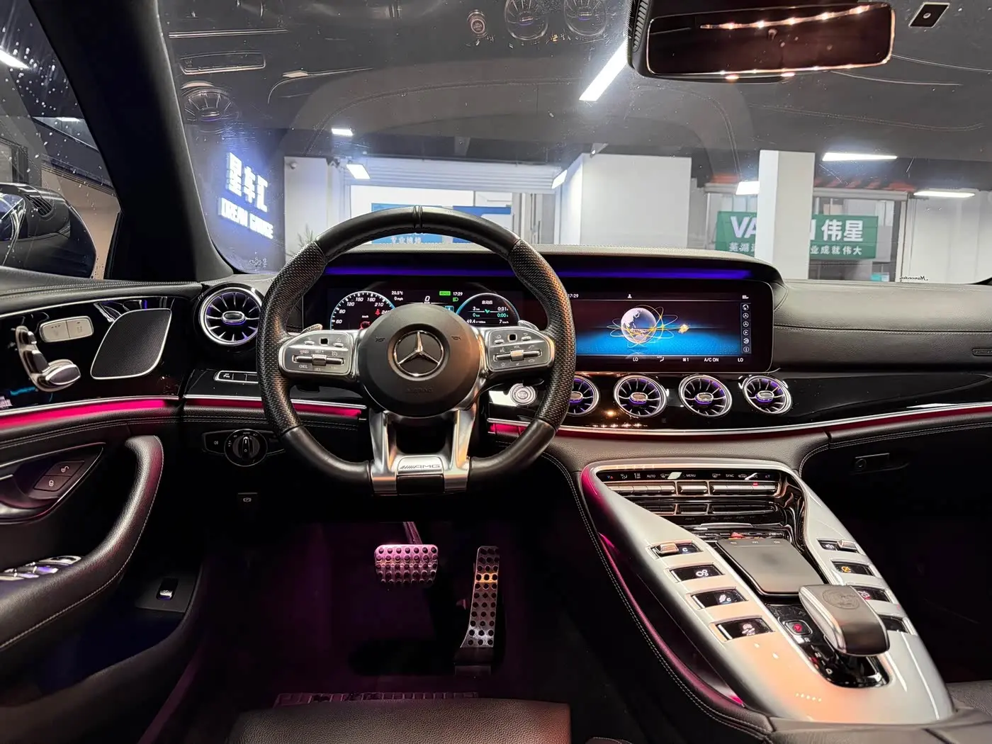 Mercedes-Benz AMG GT 2020 — Photo 7/20