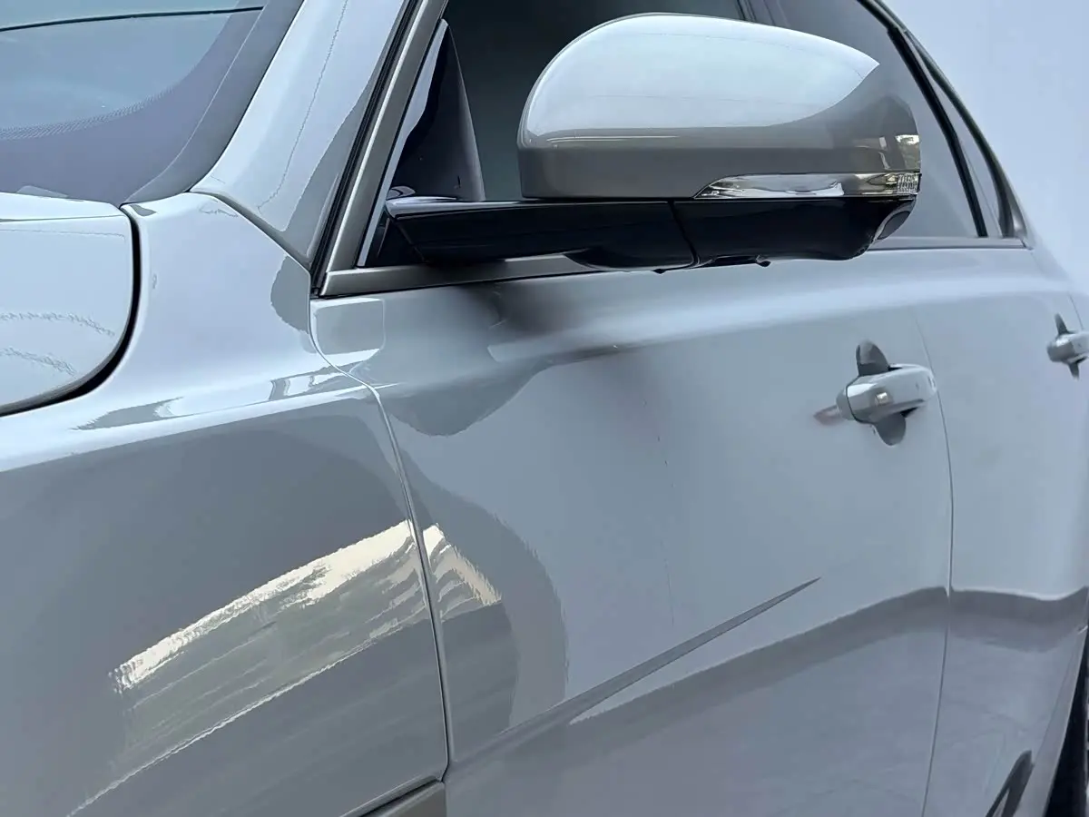 Jaguar XFL 2025 — Photo 6/20
