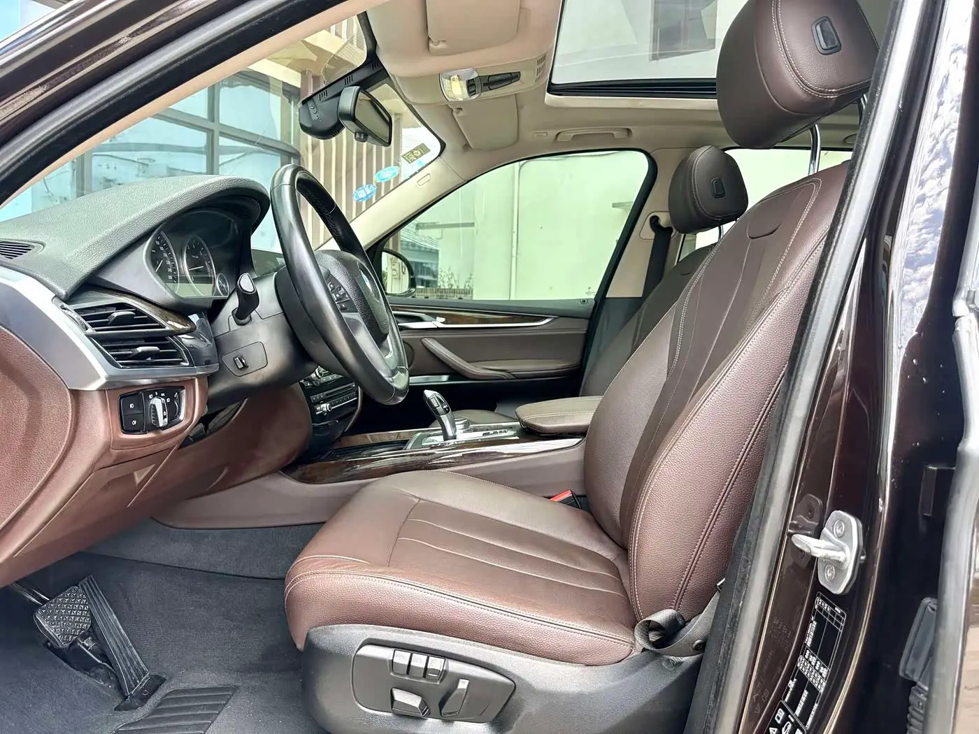 BMW X5 2016 — Photo 5/13