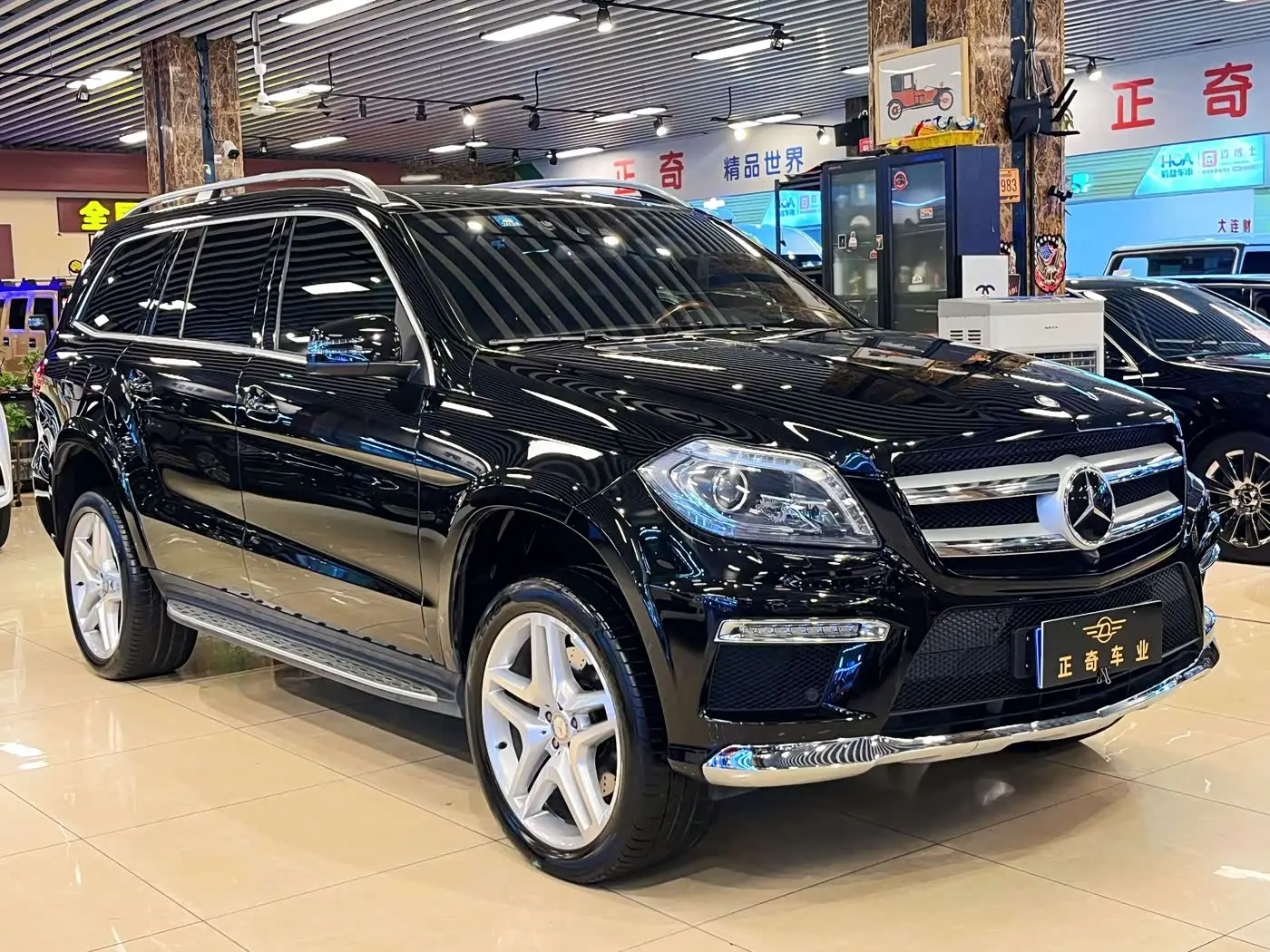 Mercedes-Benz GL-Class 2015 — Фото 1/20