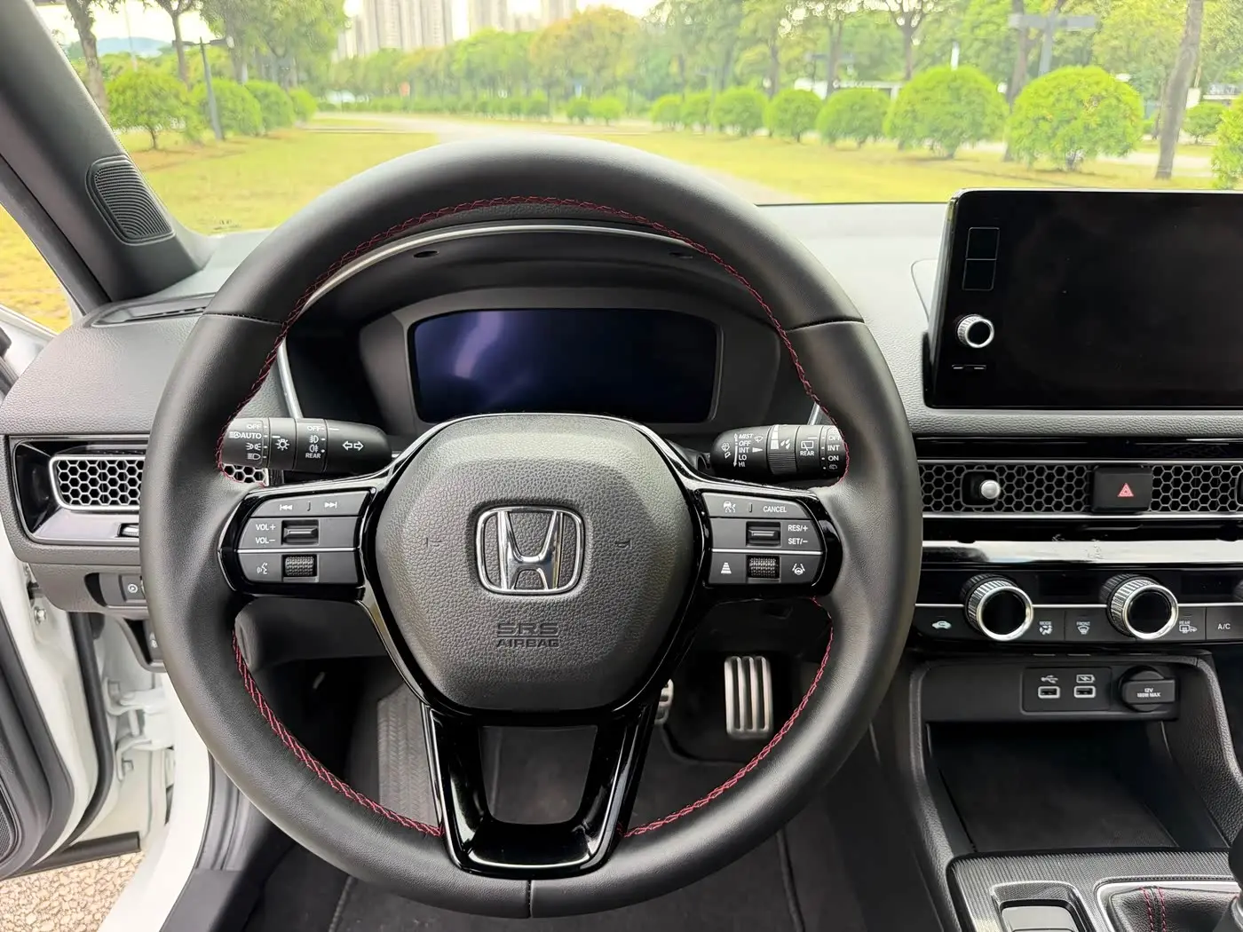 Honda Civic 2024 — Photo 16/20