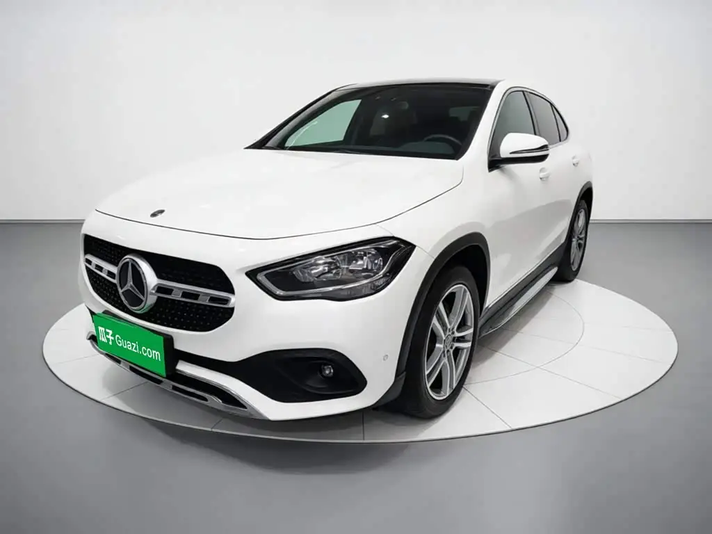 Mercedes-Benz GLA, 2021